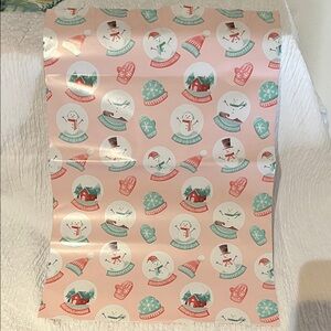 Festive Snowman snow globe, poly mailer - Pink and Green
Set of 10
13x10